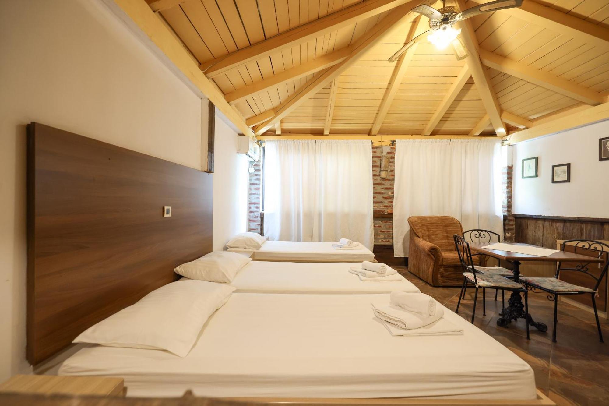 Tribunia Beach Hotel ตรีบูนย์ ภายนอก รูปภาพ