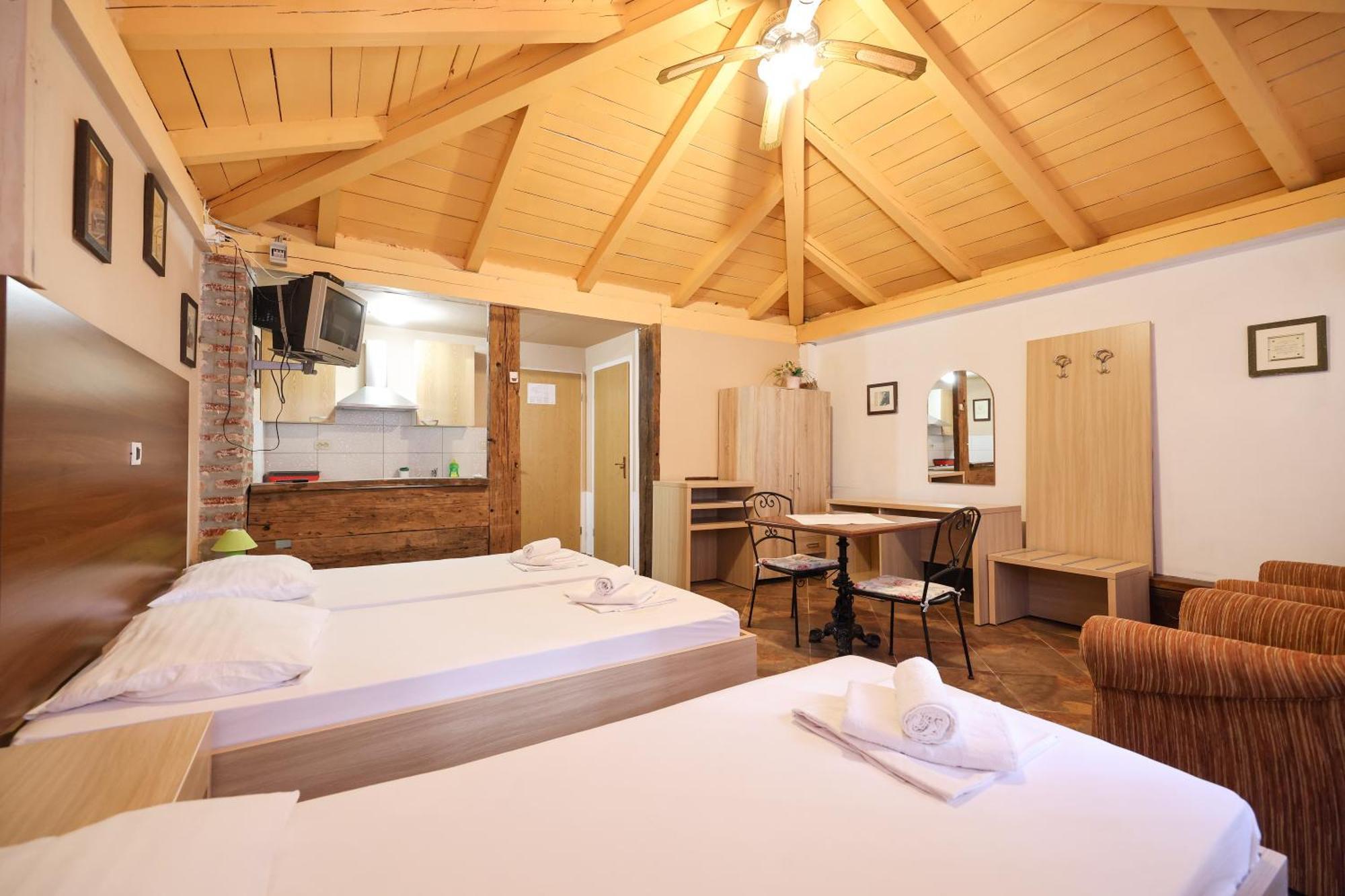 Tribunia Beach Hotel ตรีบูนย์ ภายนอก รูปภาพ